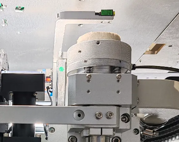 Sealed Floating Brush