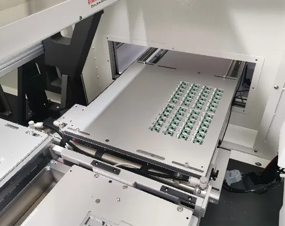 Specialized Board Separation Fixture with Rail-Based Discharge System