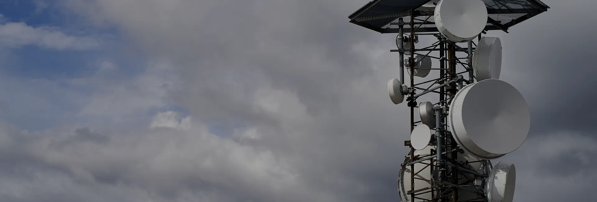 EXE PCB Depaneling Machines in Telecommunications Industry (Base Stations / Optical Communications / Core Network Equipment)